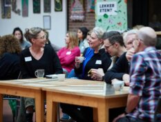 SBO en VSO scholen inspireren elkaar over cultuuronderwijs op Creatieve Kracht 2025 in Theater Zimihc Stefanus